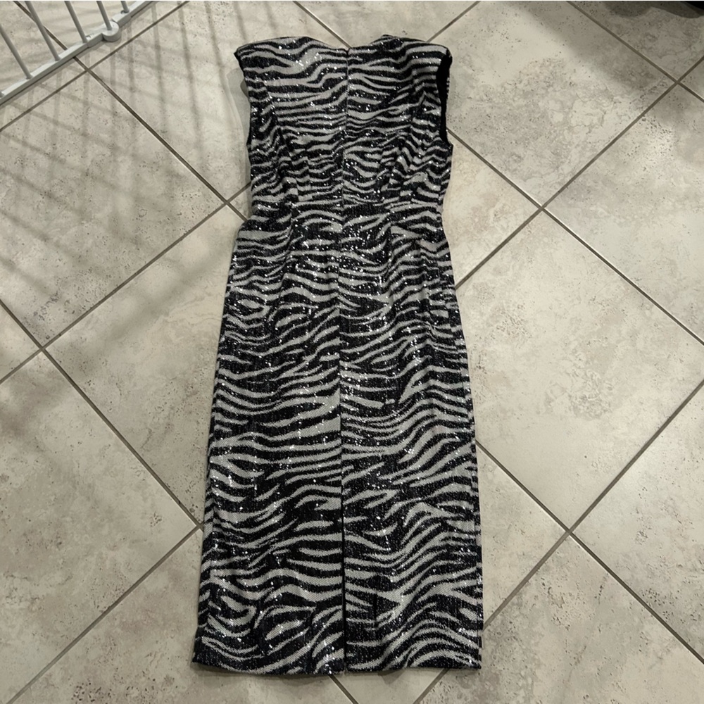 NEW MISHA Susanita Printed Sequin Dress SIZE 10 - Picture 12 of 12
